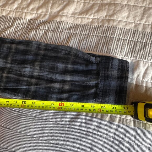 St John's Bay Casual Button Down Mens XL Blue Plaid Rugged Flannel Shirt - Picture 5 of 7